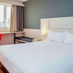 Ibis Montevideo Rambla